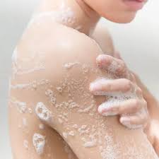 Why Your Skin Feels Tight After Showering (and How to Fix It Naturally)